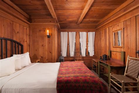 rooms inside yellowstone park
